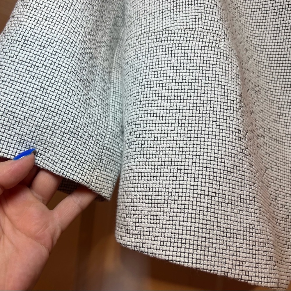 Ann Taylor Factory Women's Light Gray Blazer - Picture 6 of 6